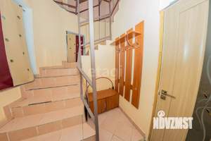 Дом 412м², 3-этажный, участок 5 сот.