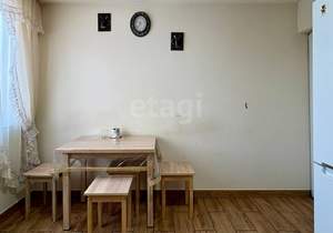 Дом 60м², 2-этажный, участок 5 сот.