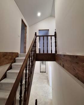 Дом 112м², 2-этажный, участок 8 сот.