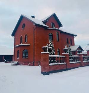 Дом 302м², 3-этажный, участок 17 сот.