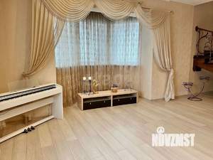 Дом 255м², 2-этажный, участок 15 сот.