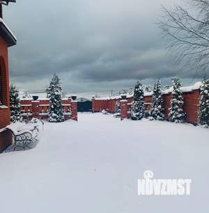 Дом 302м², 3-этажный, участок 17 сот.  