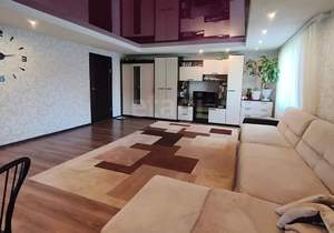 Дом 180м&sup2;, 2-этажный, участок 10 сот.  