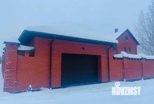 Дом 302м², 3-этажный, участок 17 сот.  