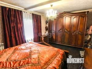 Дом 140м², 2-этажный, участок 6 сот.  