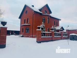 Дом 302м², 3-этажный, участок 17 сот.  