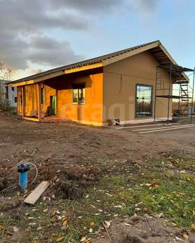 Дом 105м&sup2;, 1-этажный, участок 8 сот.  
