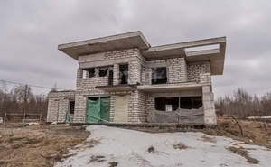 Дом 300м&sup2;, 2-этажный, участок 10 сот.  