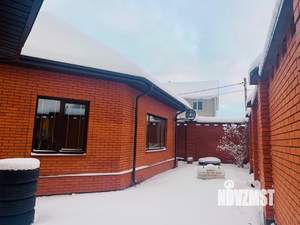 Дом 302м², 3-этажный, участок 17 сот.  