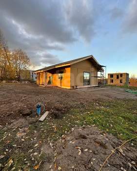 Дом 105м&sup2;, 1-этажный, участок 8 сот.  