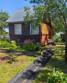 Дом 30м², 2-этажный, участок 5 сот.  