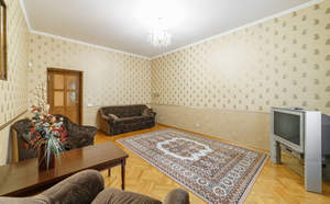 Дом 260м², 2-этажный, участок 1 сот.  