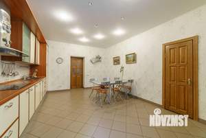 Таунхаус 260м², 2-этажный, участок 1 сот.  