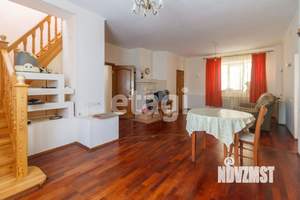 Дом 300м², 2-этажный, участок 8 сот.  