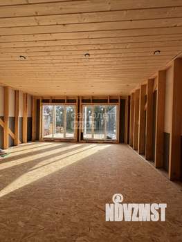 Дом 180м&sup2;, 2-этажный, участок 9 сот.  