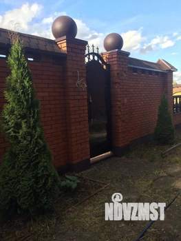 Коттедж 302м², 3-этажный, участок 20 сот.  