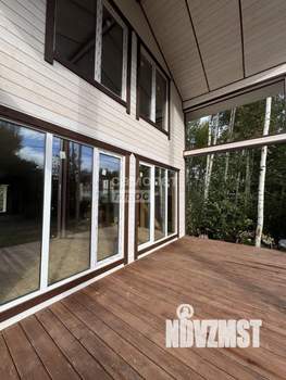 Дом 180м&sup2;, 2-этажный, участок 9 сот.  