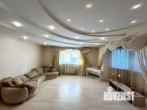 Коттедж 251м², 2-этажный, участок 15 сот.  