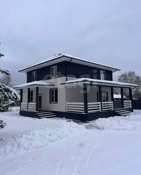 Дом 171м&sup2;, 2-этажный, участок 9 сот.  