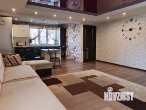 Дом 180м², 2-этажный, участок 10 сот.  
