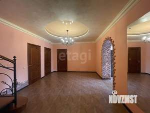 Дом 287м², 2-этажный, участок 11 сот.  
