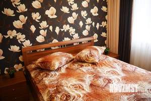 2-к квартира, посуточно, 50м2, 1/1 этаж