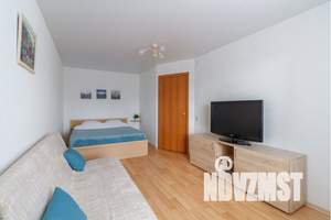 1-к квартира, посуточно, 38м2, 4/9 этаж