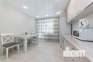 1-к квартира, посуточно, 42м2, 1/1 этаж