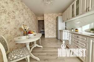 1-к квартира, посуточно, 40м2, 7/10 этаж