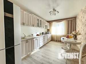 1-к квартира, посуточно, 40м2, 7/10 этаж