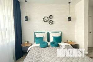 1-к квартира, посуточно, 37м2, 3/15 этаж