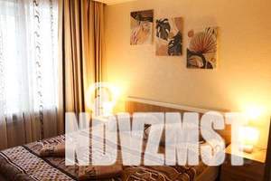 2-к квартира, посуточно, 60м2, 1/5 этаж