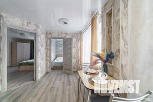 2-к квартира, посуточно, 42м2, 4/5 этаж