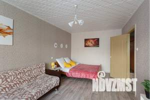 1-к квартира, посуточно, 35м2, 7/10 этаж