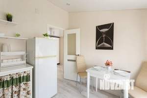 1-к квартира, посуточно, 42м2, 4/4 этаж