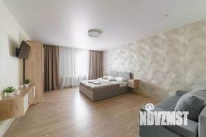 1-к квартира, посуточно, 60м2, 1/1 этаж