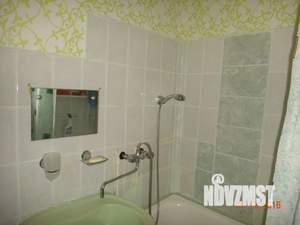 Студия квартира, посуточно, 32м2, 1/5 этаж