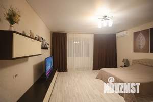 1-к квартира, посуточно, 53м2, 4/5 этаж