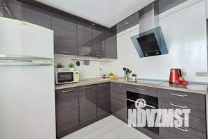 2-к квартира, посуточно, 64м2, 2/15 этаж