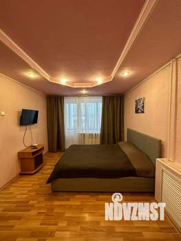 1-к квартира, посуточно, 36м2, 1/1 этаж