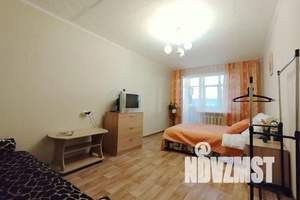 1-к квартира, посуточно, 42м2, 8/8 этаж