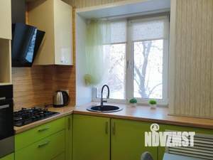 2-к квартира, посуточно, 50м2, 1/1 этаж