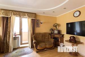 1-к квартира, посуточно, 61м2, 2/5 этаж