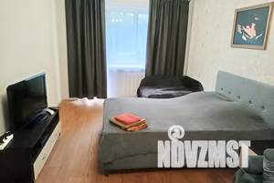 1-к квартира, посуточно, 30м2, 3/5 этаж