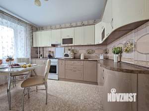 1-к квартира, посуточно, 50м2, 3/12 этаж