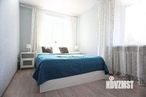2-к квартира, посуточно, 45м2, 1/1 этаж