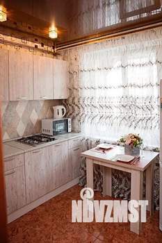 1-к квартира, посуточно, 37м2, 2/5 этаж