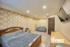 1-к квартира, посуточно, 40м2, 2/14 этаж