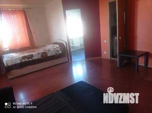 1-к квартира, посуточно, 35м2, 9/9 этаж