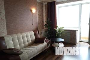 1-к квартира, посуточно, 48м2, 9/12 этаж